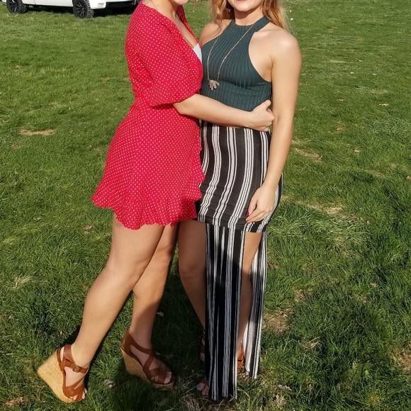 Black and White Slit Maxi - Picture 5 of 5